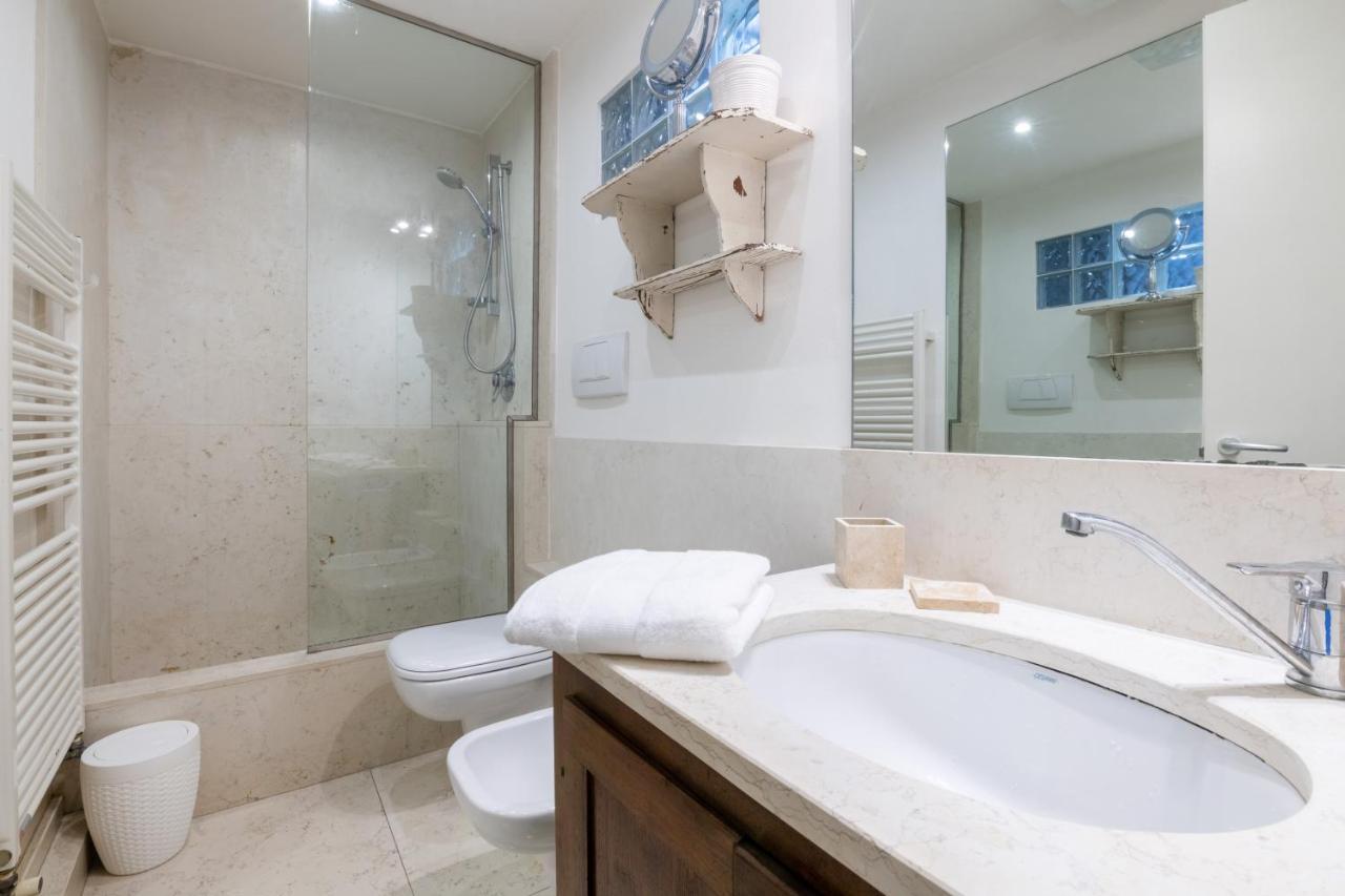 Exclusive Elegant Apartment In Pieno Centro! X4 里米尼 外观 照片