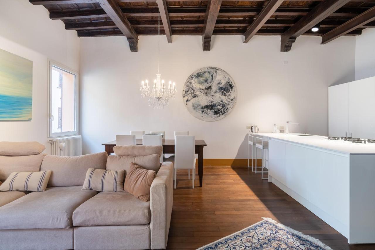 Exclusive Elegant Apartment In Pieno Centro! X4 里米尼 外观 照片
