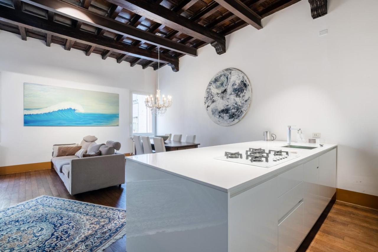 Exclusive Elegant Apartment In Pieno Centro! X4 里米尼 外观 照片